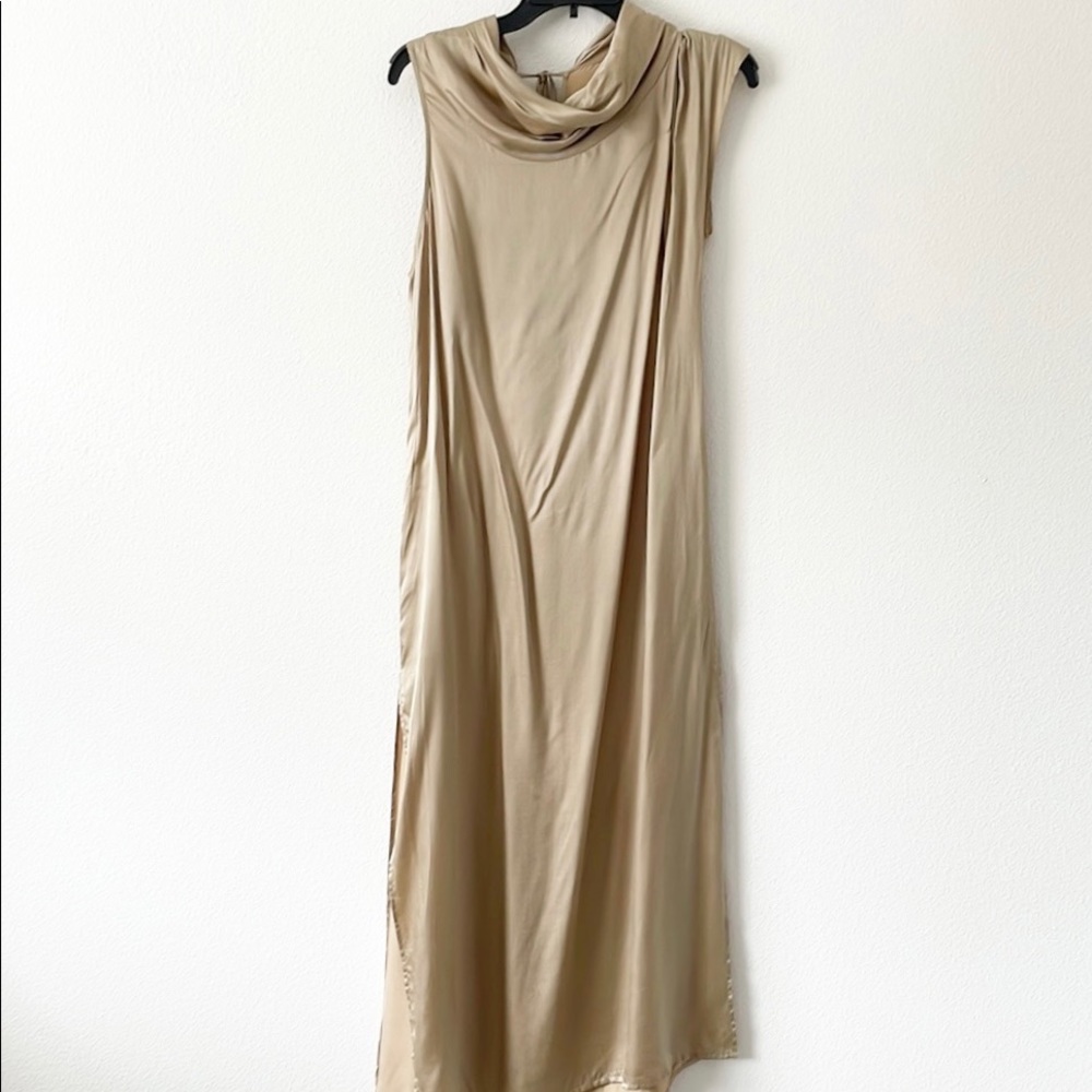 LA TROUPE Dress